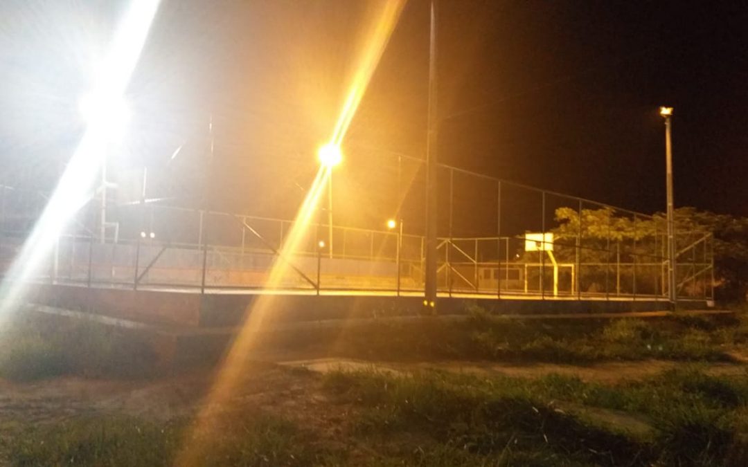 LEM: Desperdício de energia elétrica no Jardim das Oliveiras