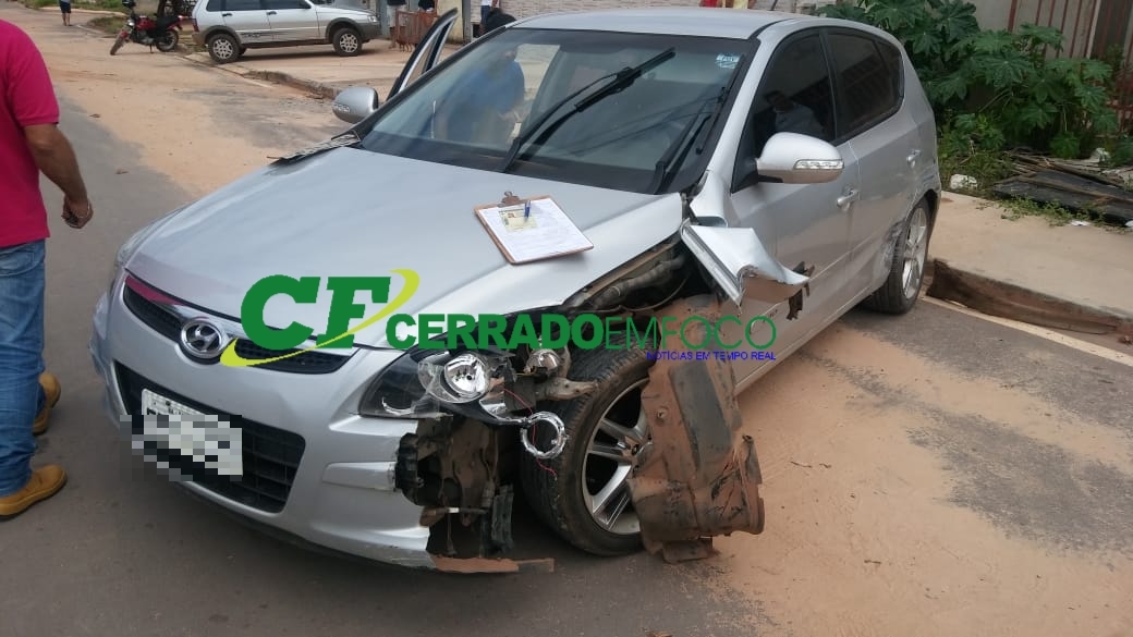 Lem: Condutor foge do local do acidente após colisão