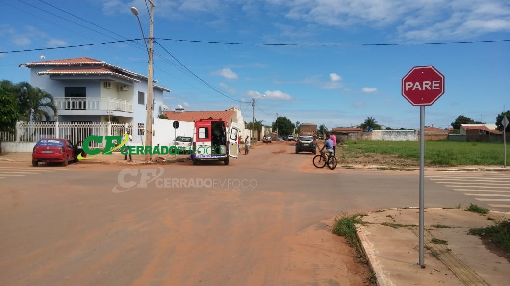 Lem: Colisão entre dois veículos deixa uma pessoa ferida